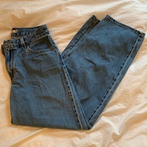 Levi’s Baggy Dad jeans